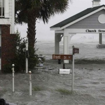 В США подсчитали убытки от урагана Флоренс