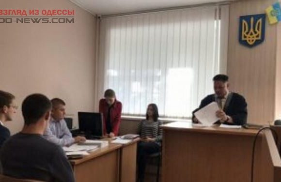 Одесса: отец погибшей в ДТП девочки требует компенсацию