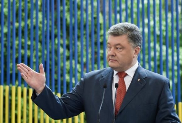 Порошенко: Украина является де-факто восточным флангом НАТО