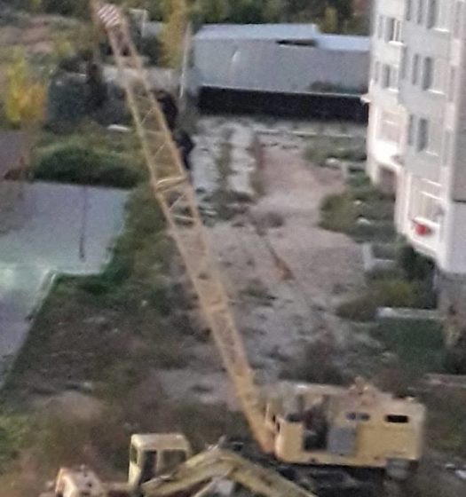Одесская область: дети взобрались на опасную высоту