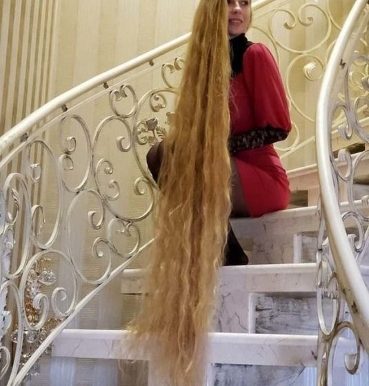 В Одессе живет «Рапунцель» с двухметровыми волосами