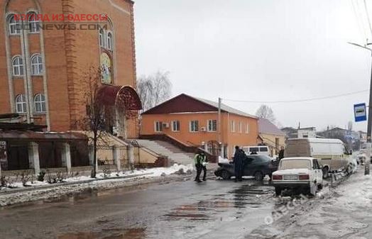 В Одесской области возле храма произошло ДТП