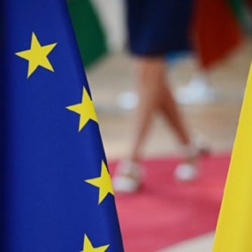 Евросоюз выделит Украине 50 млн евро после нападения русских в море