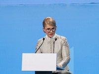 Тимошенко обещает вернуть вкладчикам Сбербанка б.СССР их сбережения